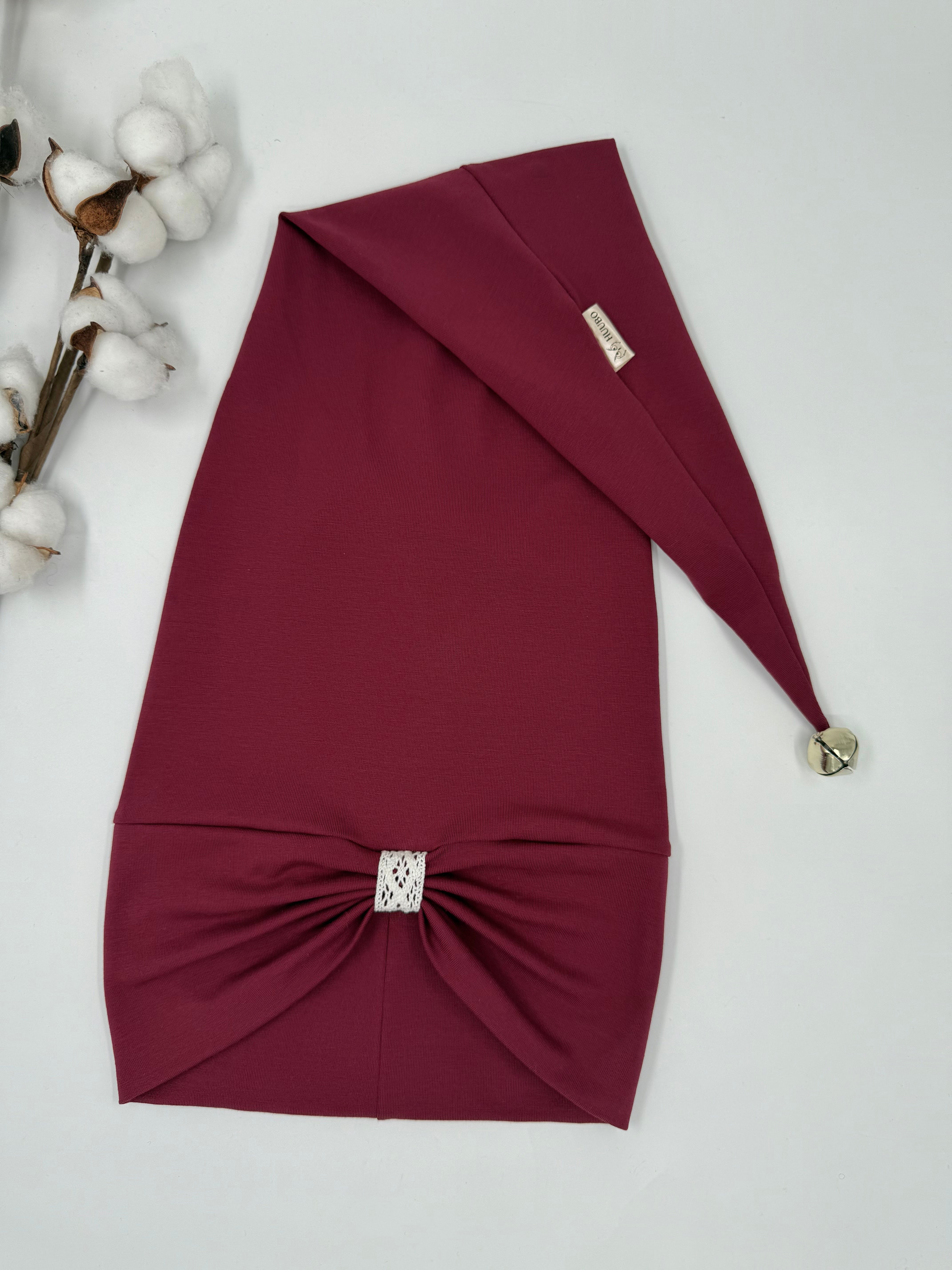 Tonttulakki pitsillä