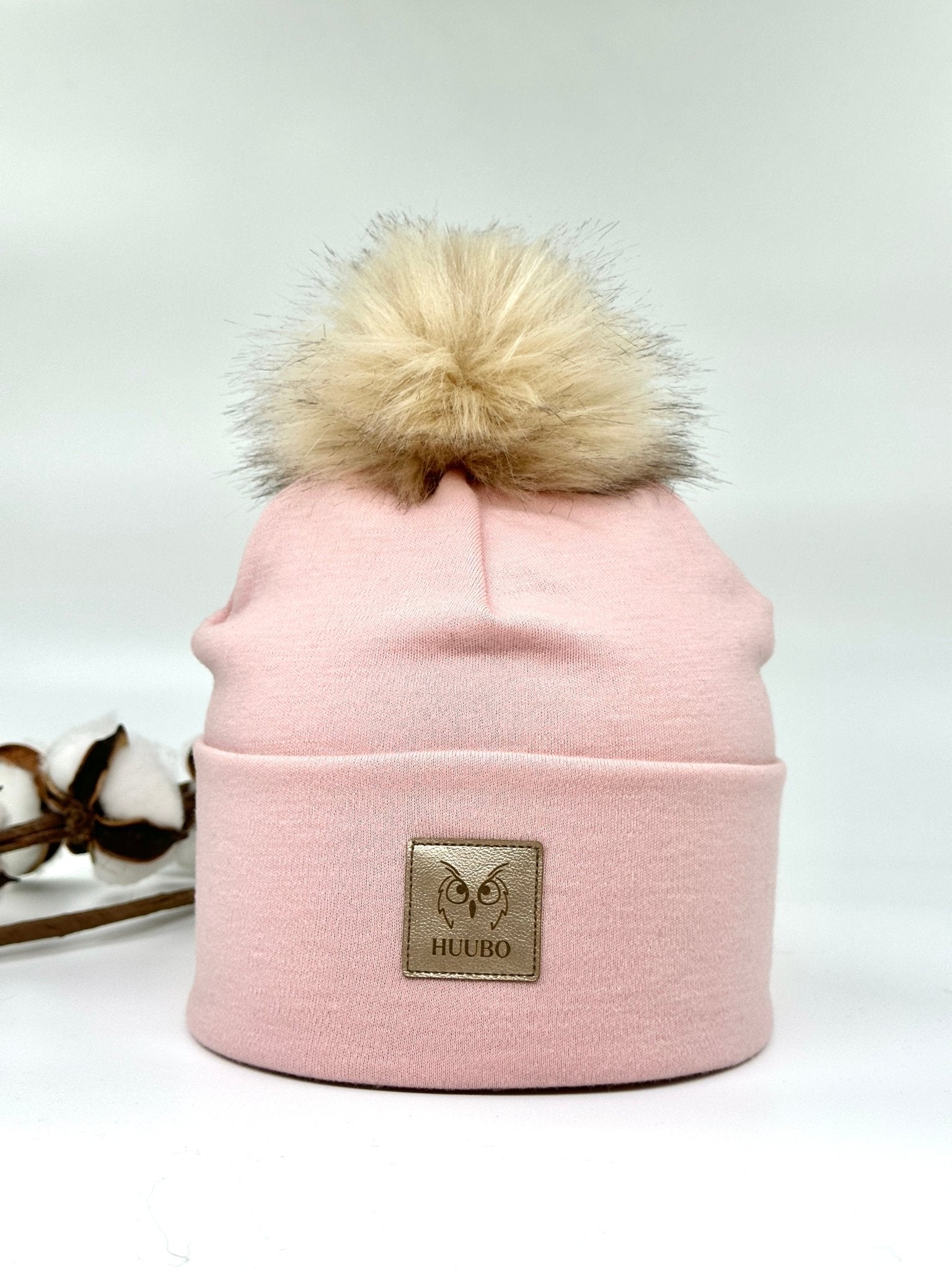 Merinovillapipo tupsulla, puuteriroosan värinen, vaaleanpunainen.