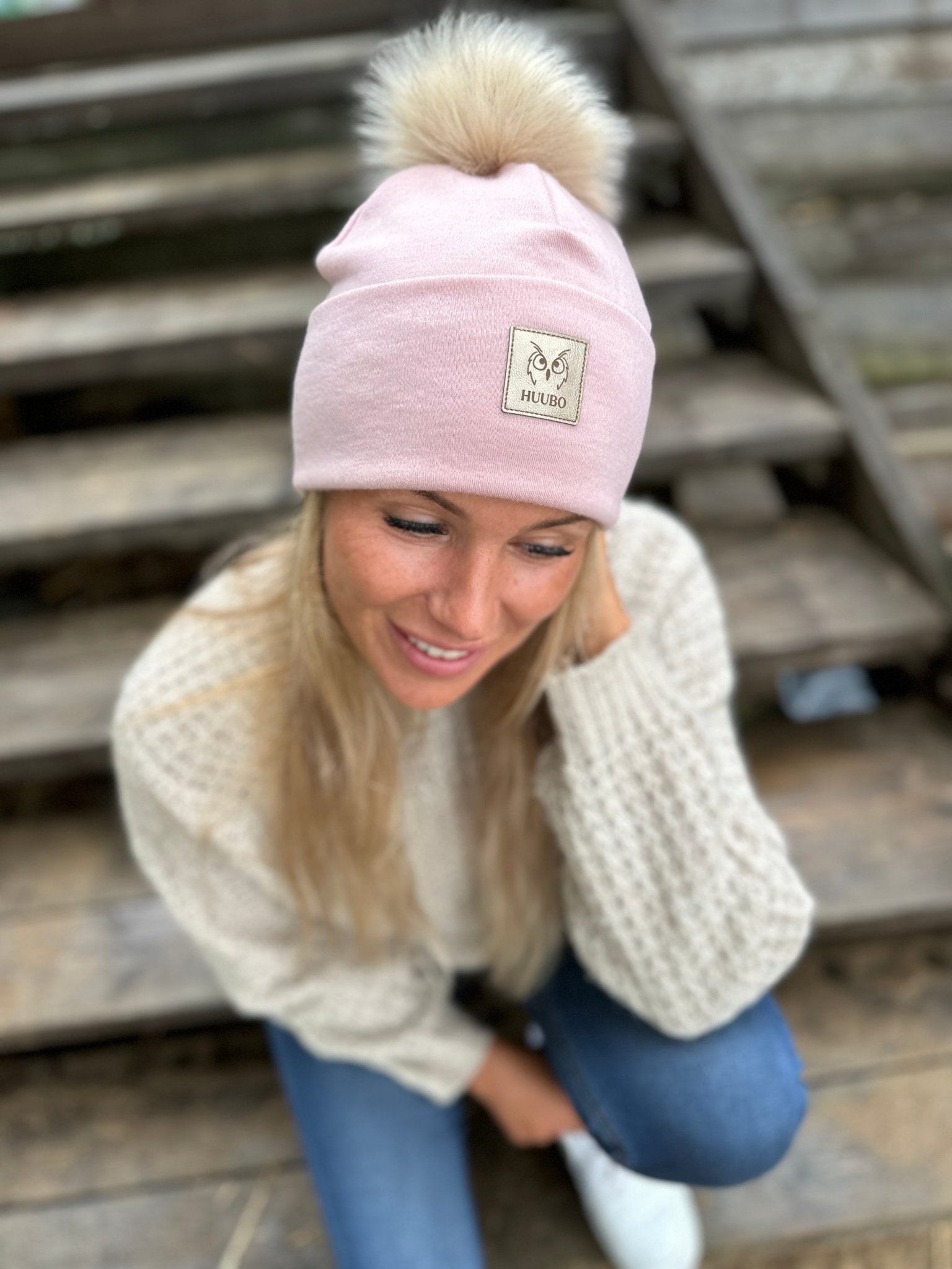 Merinovillapipo tupsulla, vaaleanpunainen.