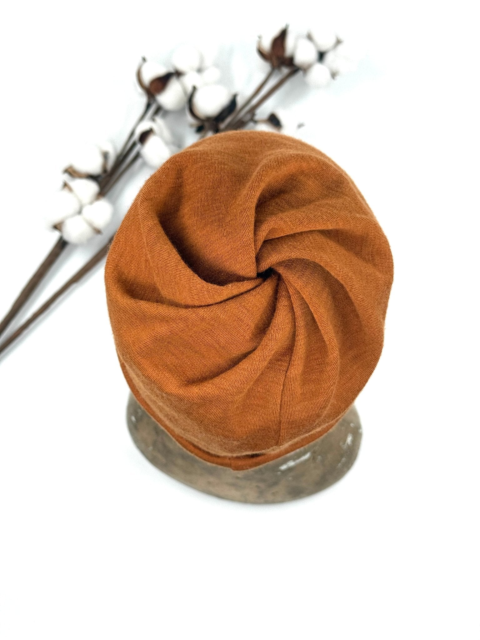 PÄTSI - Lämmin ponnaripipo - Huubo - 